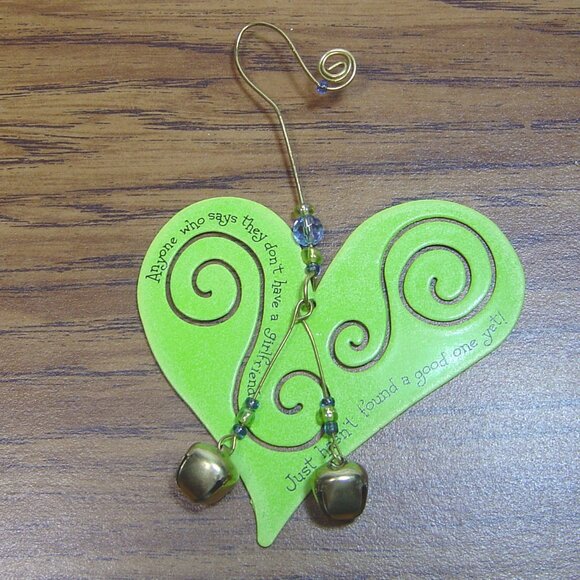 Suzy Toronto green metal heart shaped "Girlfriend" ornament - Picture 1 of 4